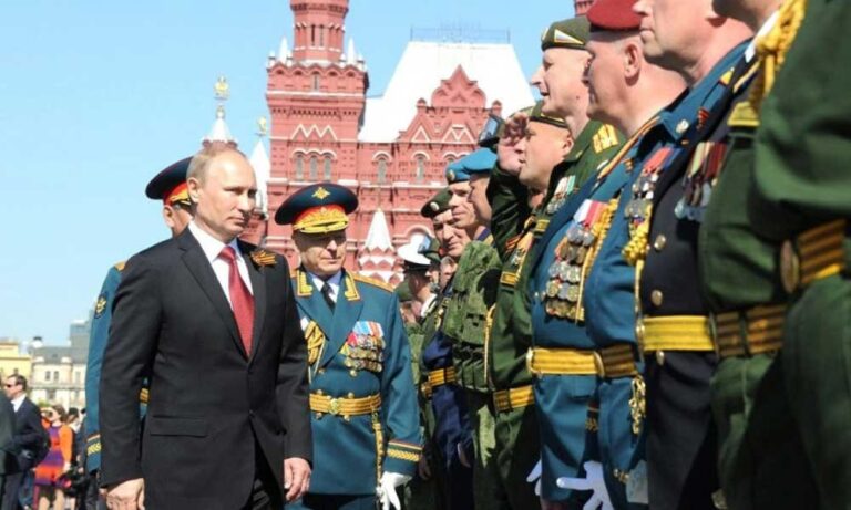 İngiltere/Wallace: Putin 70 Yıl Önceki Faşizmi Yansıtıyor