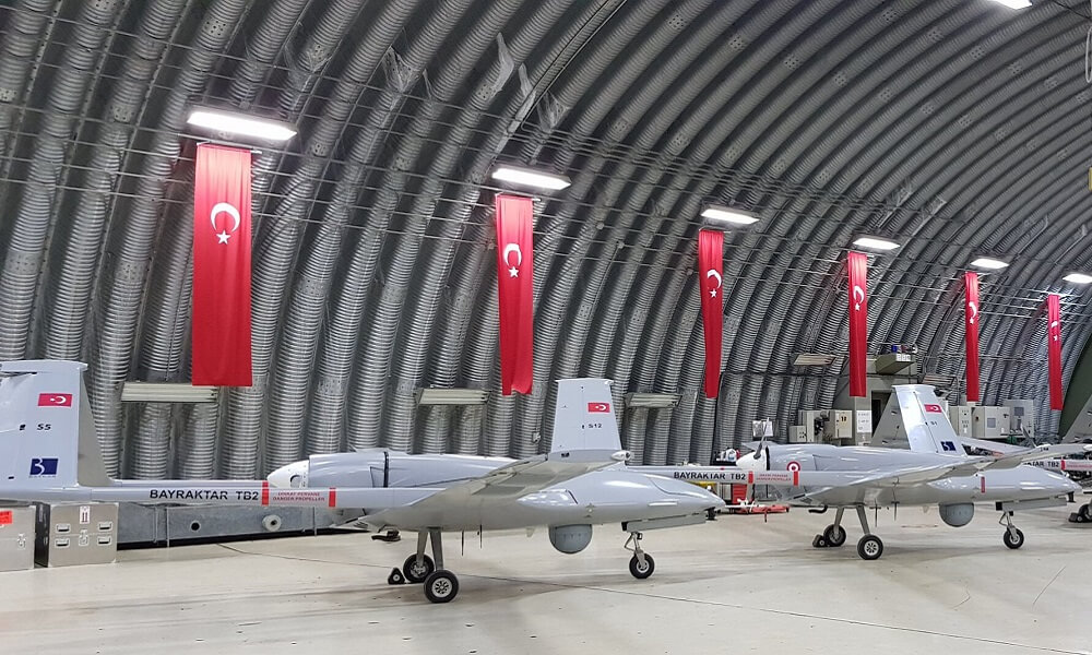 Litvanyalılar, Ukrayna Ordusuna Destek için Bağış Topluyor