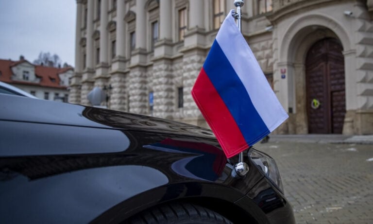 Rusya: Diplomatlara Yönelik Davranışlara Uygun Yanıt Verilecek