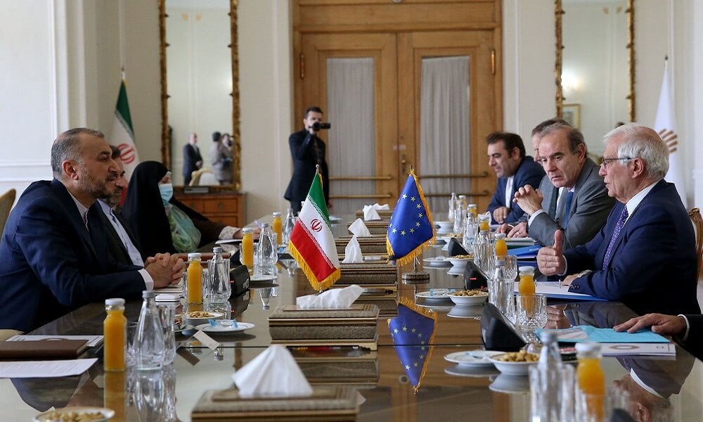 İran, ABD ile Nükleer Müzakerelere Başlamaya Hazır