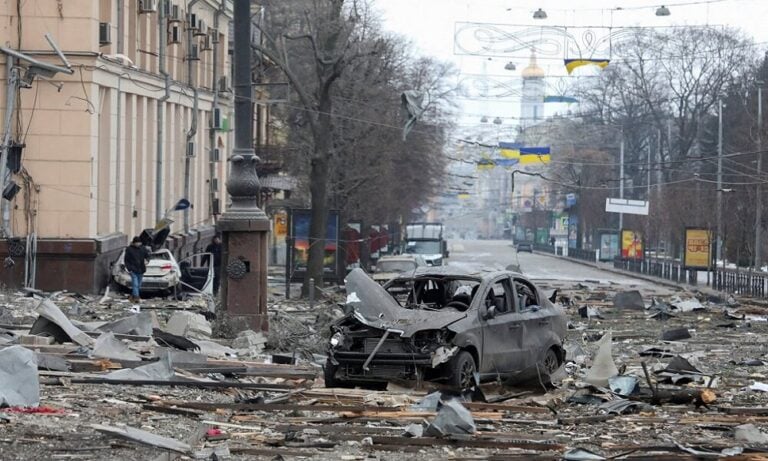 Rusya Ukrayna Ordusuna Ait 208 Uçağı Düşürdü