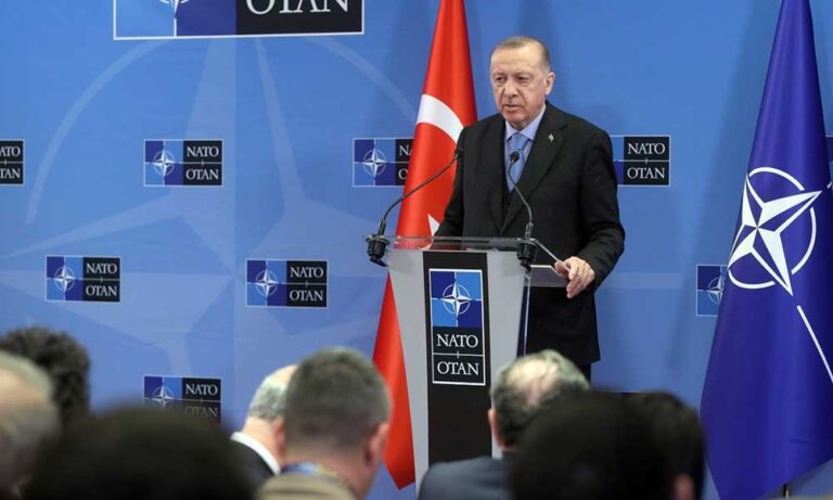 Cumhurbaşkanı Erdoğan NATO Zirvesi ve Asgari Ücrete Dair Konuştu