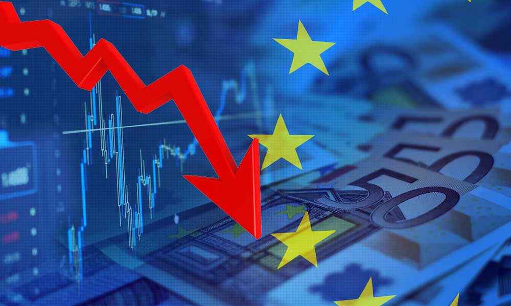 Euro, Dolar Karşısında Son 20 Yılın En Düşük Seviyesine Geriledi