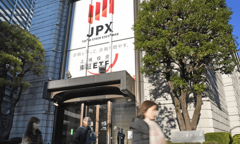 Japon Nikkei Endeksi 5 Ayın En İyi Haftasını Tamamlıyor