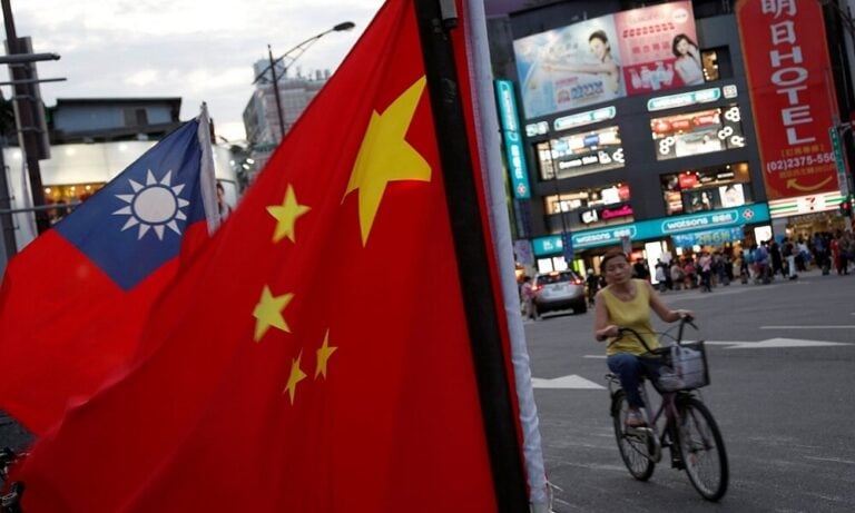 Çin, Tayvan Çevresinde Büyük Çaplı Tatbikat Başlatıyor