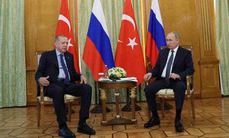 Erdoğan ve Putin Soçi’de Buluştu: İş Birliği Vurgusu