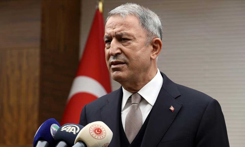 Hulusi Akar’dan Yunan Bakana Yanıt: Yüzme Bilmek İşlerine Yarayacak