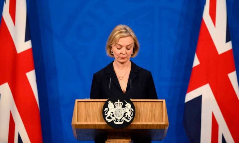 İngiltere’de Başbakan Liz Truss İstifa Etti: Sterlin Yükseliyor