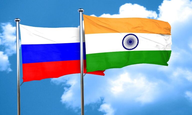 Hindistan: Rus Petrolü Bizim Yararımıza!
