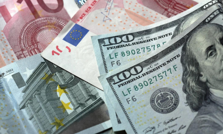 Dolar ve Euro Yılın Son Günlerinde Hareketlendi