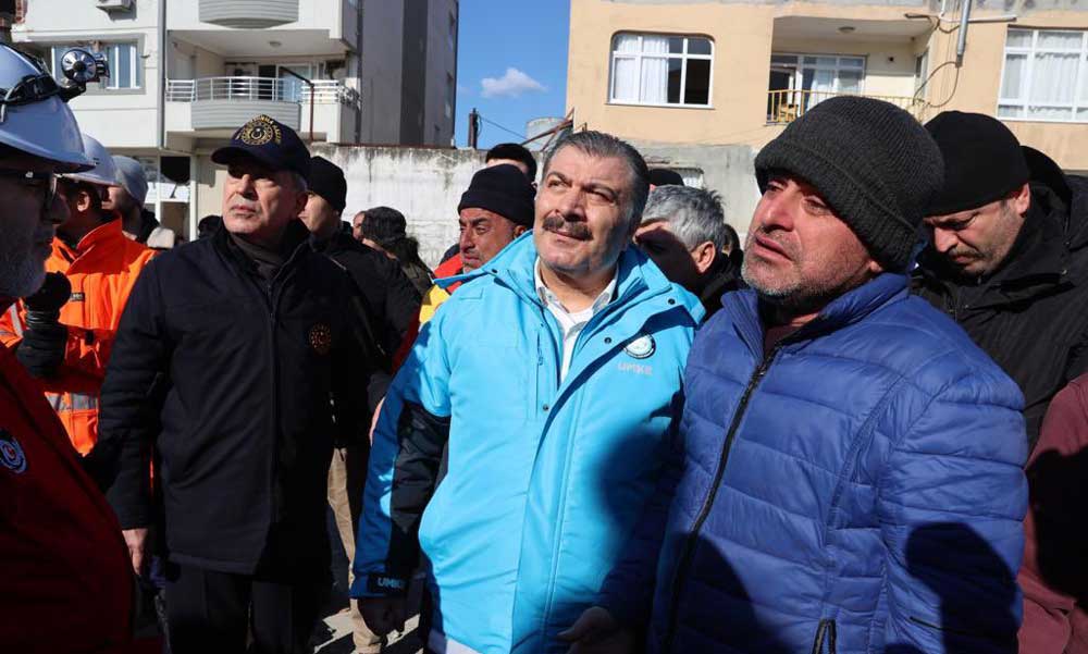 Bakan Koca: Depremden Etkilenen İllerde Sahra Hastaneleri Kuruldu