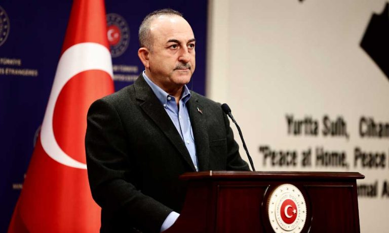 Çavuşoğlu Türkiye’den Giden Ekiplerle İlgili Açıklama Yaptı