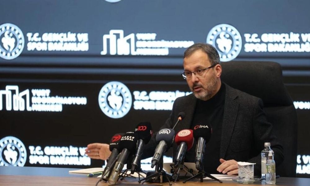 Bakan Kasapoğlu’ndan Öğrenciler için Yurt Açıklaması