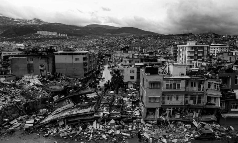 Kaymakamlık Devreye Girdi: Depremzedelere Fahiş Fiyat Yok!