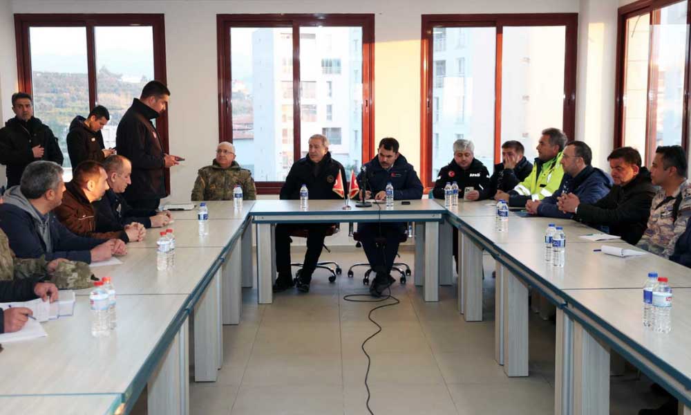 Samandağ’ı Ziyaret Eden Bakanlardan Birlik Mesajı!