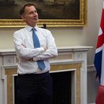 İngiltere Maliye Bakanı Hunt Vergi İndirimlerine Dair Konuştu