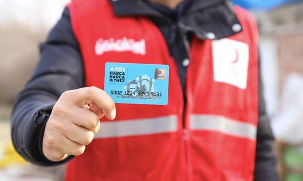 Kızılay: Afetzedeler için Alışveriş Kartı Uygulaması Başlıyor