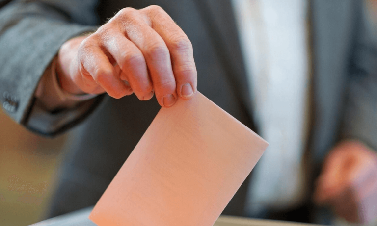 YSK Siyasi Partilerin Seçim İttifakı Koşullarını Belirledi