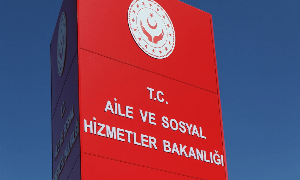 Aile ve Sosyal Hizmetler Bakanlığı 2431 Personel Alıyor