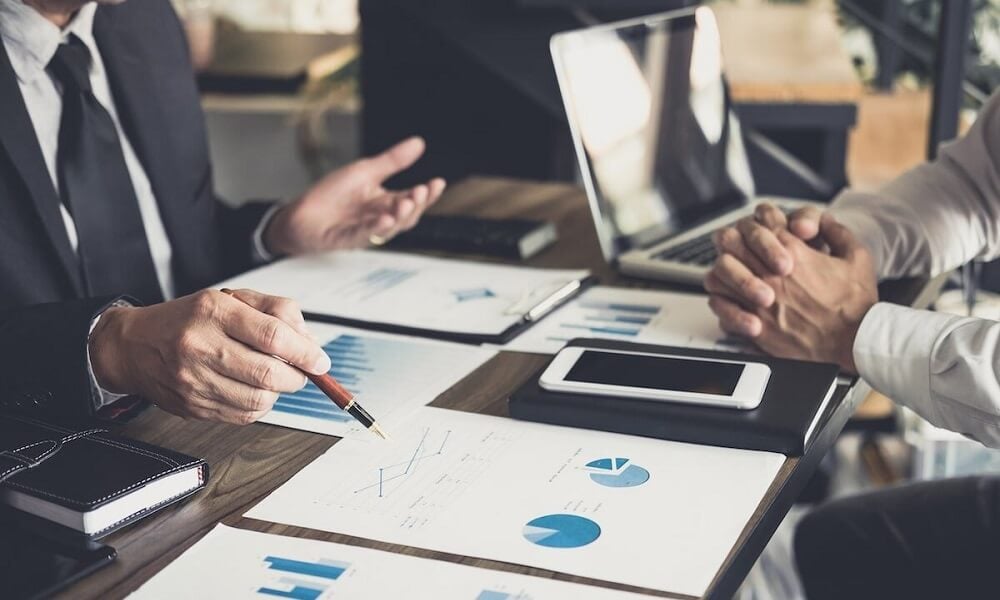 Avrupa’da Yatırımcı Güveni Çöktü! Nisan Verileri Şaşırttı