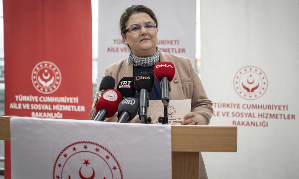 Bakan Yanık Çocuklu Aileler için Destek Ödemelerini Duyurdu