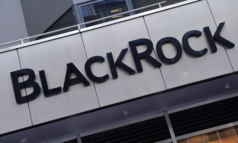 Signature Bank ve SVB’nin Satışı için BlackRock’a Görev Verildi