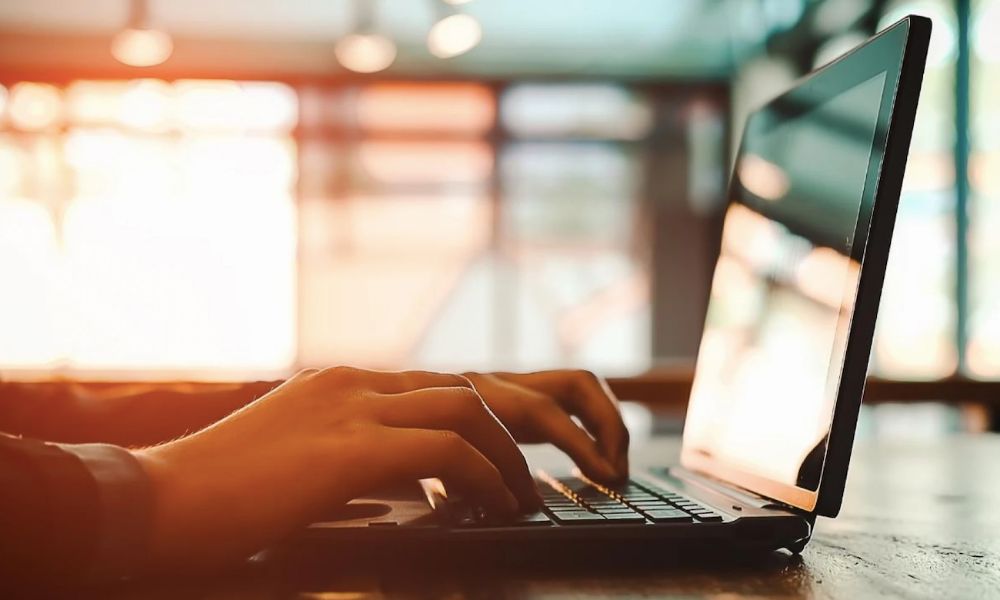 YÖK’ten Afetzede Öğrencilere Ücretsiz İnternet Desteği