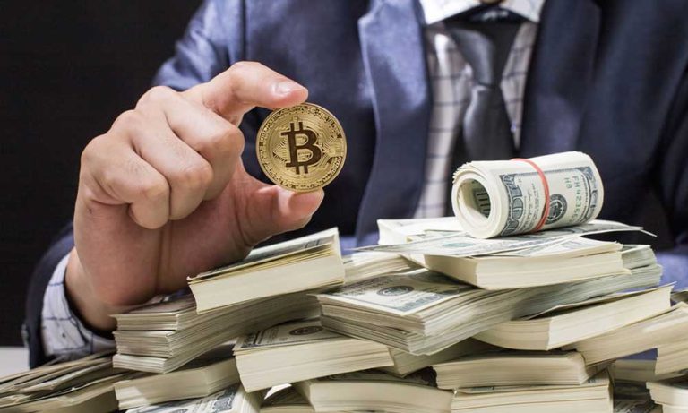 Bitcoin Düşerken Uzun Vadeli Yatırımcılar Birikimlerini Sürdürüyor