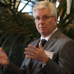 FED Yetkilisi Waller: İklim Değişikliği Bankalar için Risk Yaratmıyor