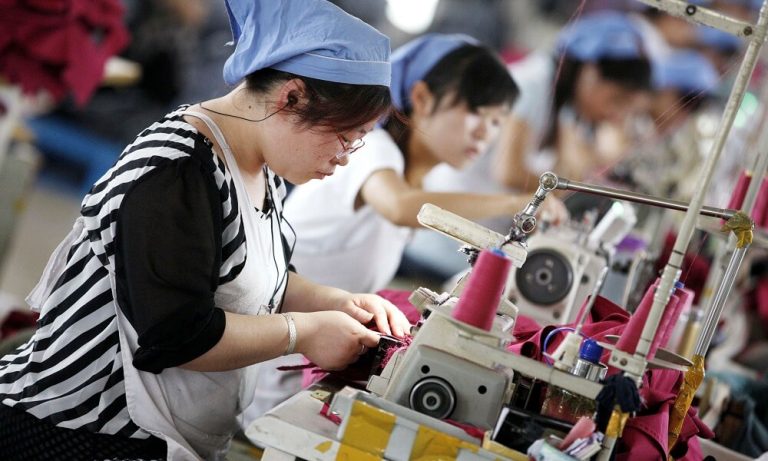 Çin’de Üretici Fiyatları 7,5 Yılın En Sert Düşüşünü Kaydetti