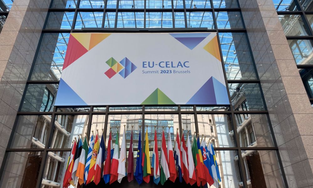 AB, Latin Amerika ve Karayip ile Bağlarını Canlandırmaya Çalışıyor