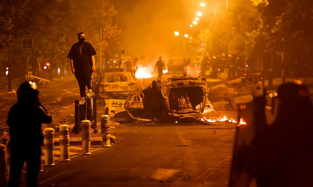 Fransa’da Tansiyon Düşmüyor! Maddi Kayıp 1 Milyar Euro’yu Geçti