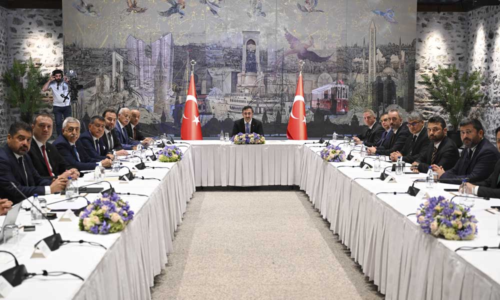 İş Dünyası Dolmabahçe’deki Toplantıyı Değerlendirdi