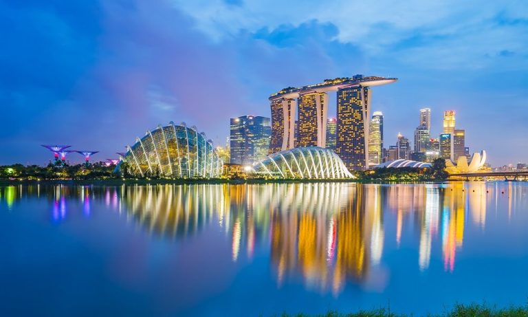 Singapur Ekonomisi Teknik Durgunluktan Kurtuluyor