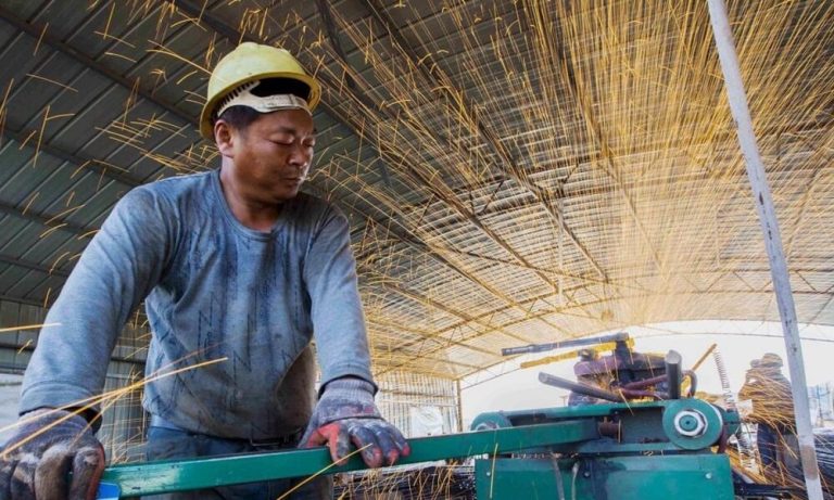 Çin İmalat PMI Ağustos’ta Kritik Seviyenin Yine Altında