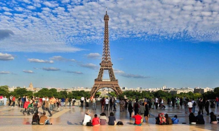 Fransa Turizm Gelirinin 2023’te 67 Milyar Euroya Çıkmasını Bekliyor