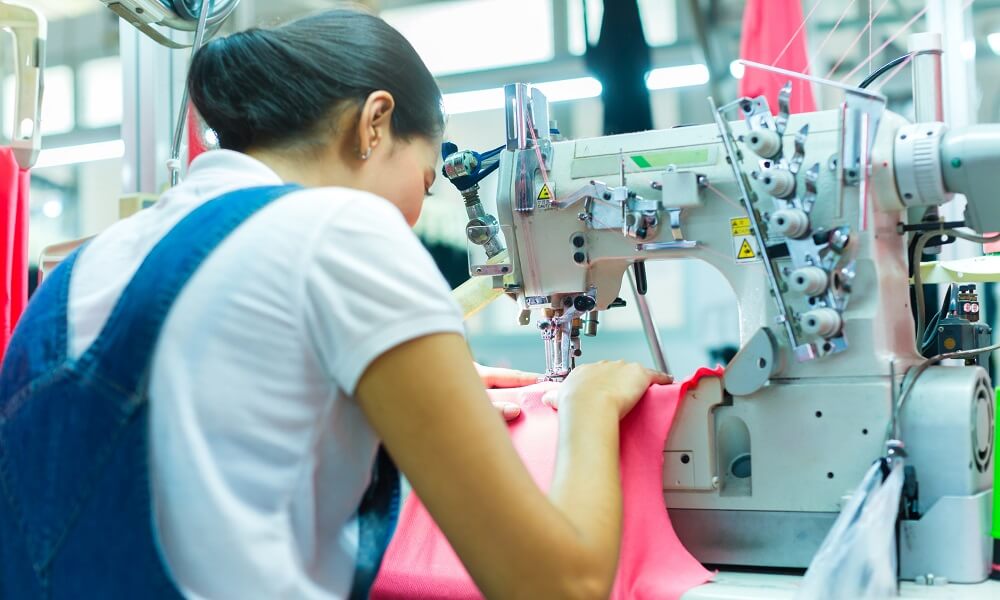 Maliyet Artışı Hazırgiyimcileri de Vurdu, Fabrikalar Kapanıyor