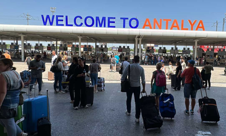 AKTOB Başkanı: Rusların Tercihi Antalya Oldu