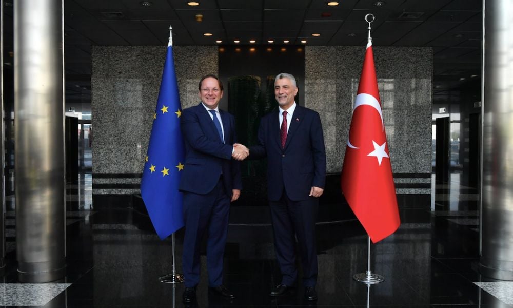 Bolat ve AB Komiseri Finansman Alanındaki İş Birliklerini Görüştü