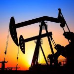 Petrol Sert Yükseliş Sonrası Haftaya Düşüşle Başladı