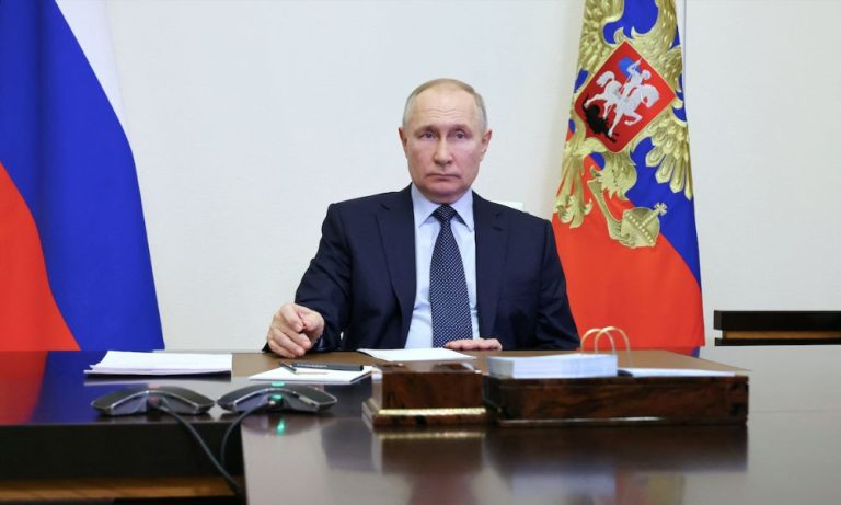Putin: Rusya Ekonomisinde Toparlanma Aşaması Tamamlandı