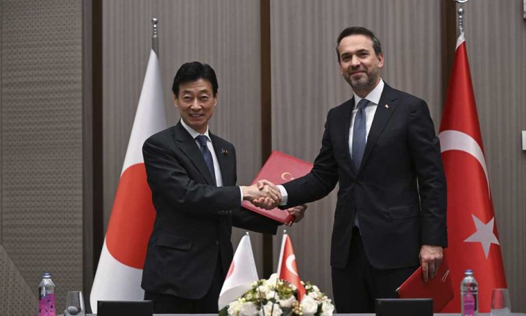Türkiye ile Japonya Arasında Enerji Alanında Ortak Bildiri İmzalandı