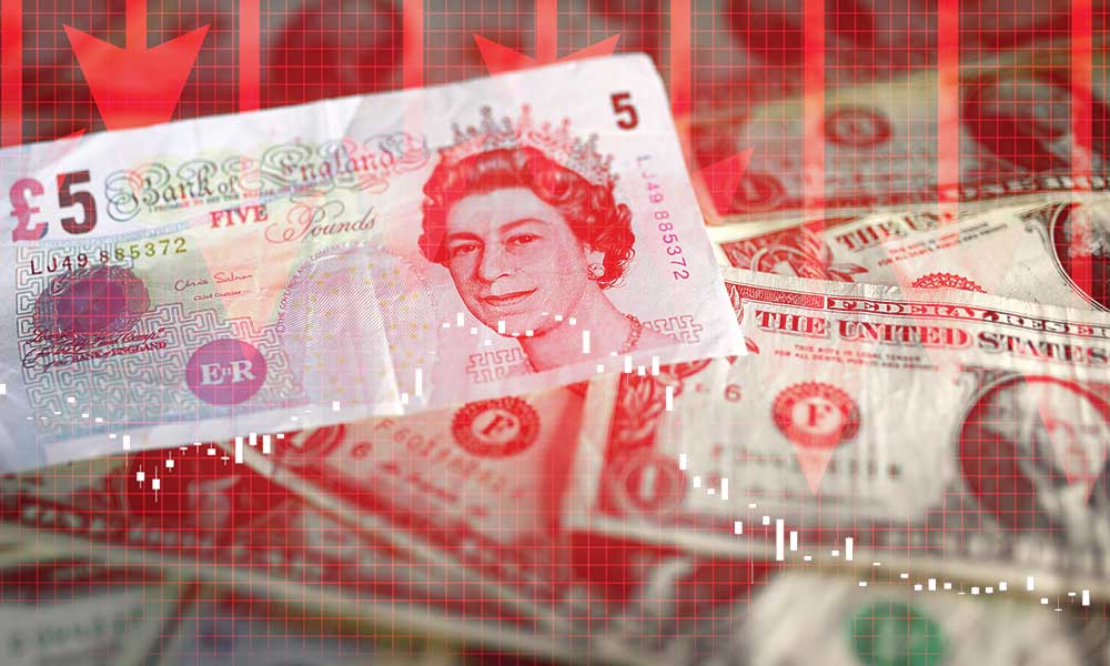 Sterlin Yılın En Kötü Ayını Geçirirken Analistler Karamsar