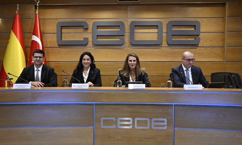 Dağlıoğlu, İspanya’da Türkiye’deki Yatırım Fırsatlarını Anlattı