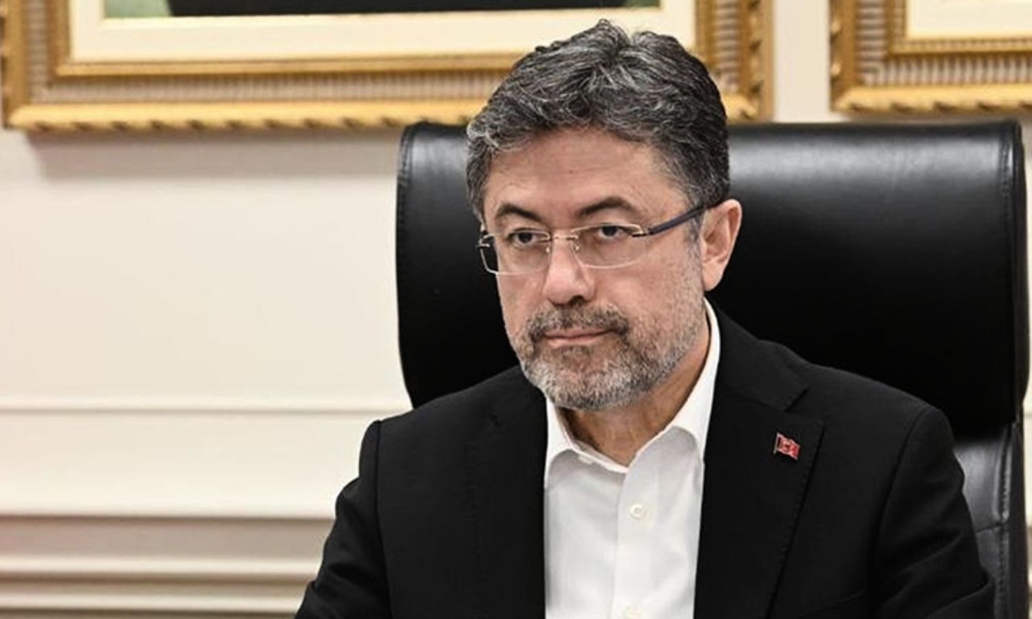 Bakandan Şap Hastalığı Açıklaması Geldi