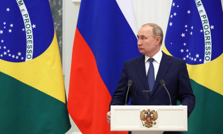 Putin’den BRICS Açıklaması: Katılmak İsteyen 30 Ülke Var!