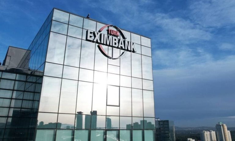 Eximbank Milyon Dolarlık Sendikasyon Kredisi Anlaşmasını Yaptı