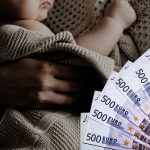 Bakan Duyurdu: Çalışan Annelere Euro ile Destek Verilecek