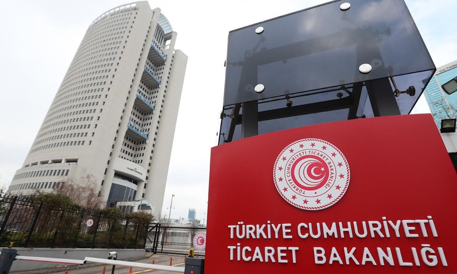 Denetimler Yapıldı! Ticaret Bakanlığı Cezayı Kesti