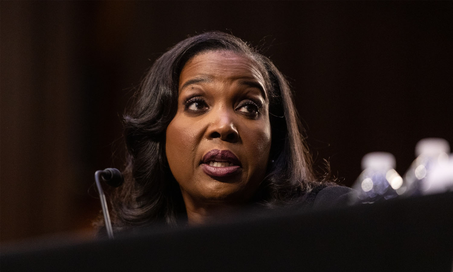 FED Yetkilisinden Faiz İndirimi için Ilımlı Açıklama